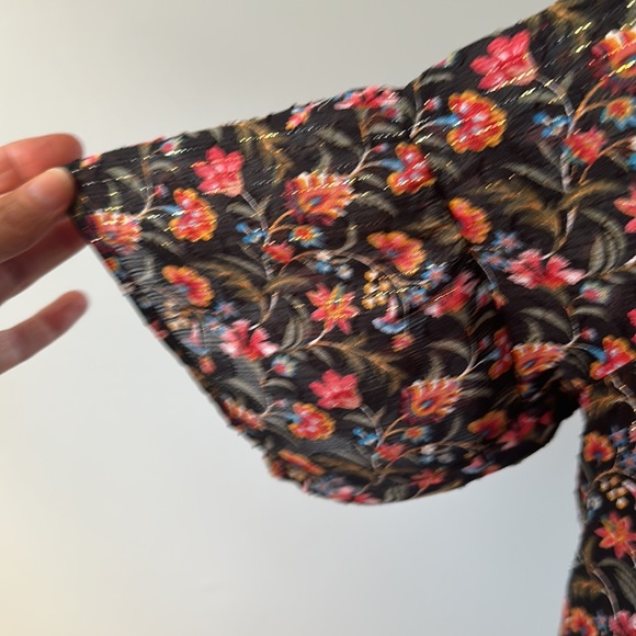 LOFT Short Sleeve Too - Picture 9 of 11